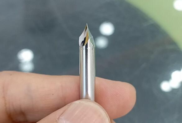 醫療器械拋光和鏡面噴砂機簡直是絕配！