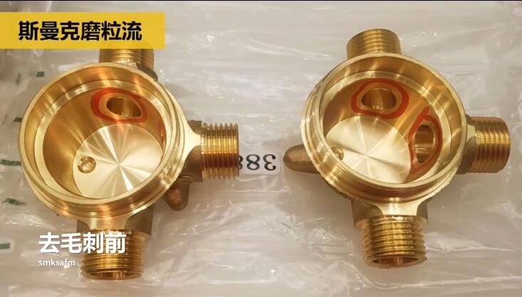 用磨粒流不怕劃傷，銅三通<a href='http://www.zhqysound.com' target='_blank'><u>交叉孔去毛刺</u></a>